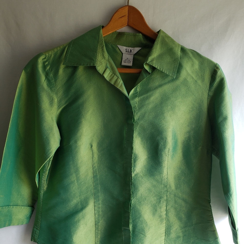 SLB Ladies Silk Shirt Green Size Small.